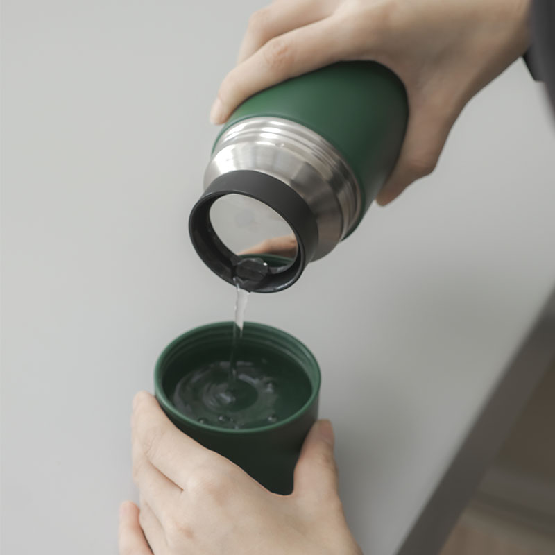 Premium 500ml Insulated Bottle with Handle | 24-Hour Hot & Cold Retention