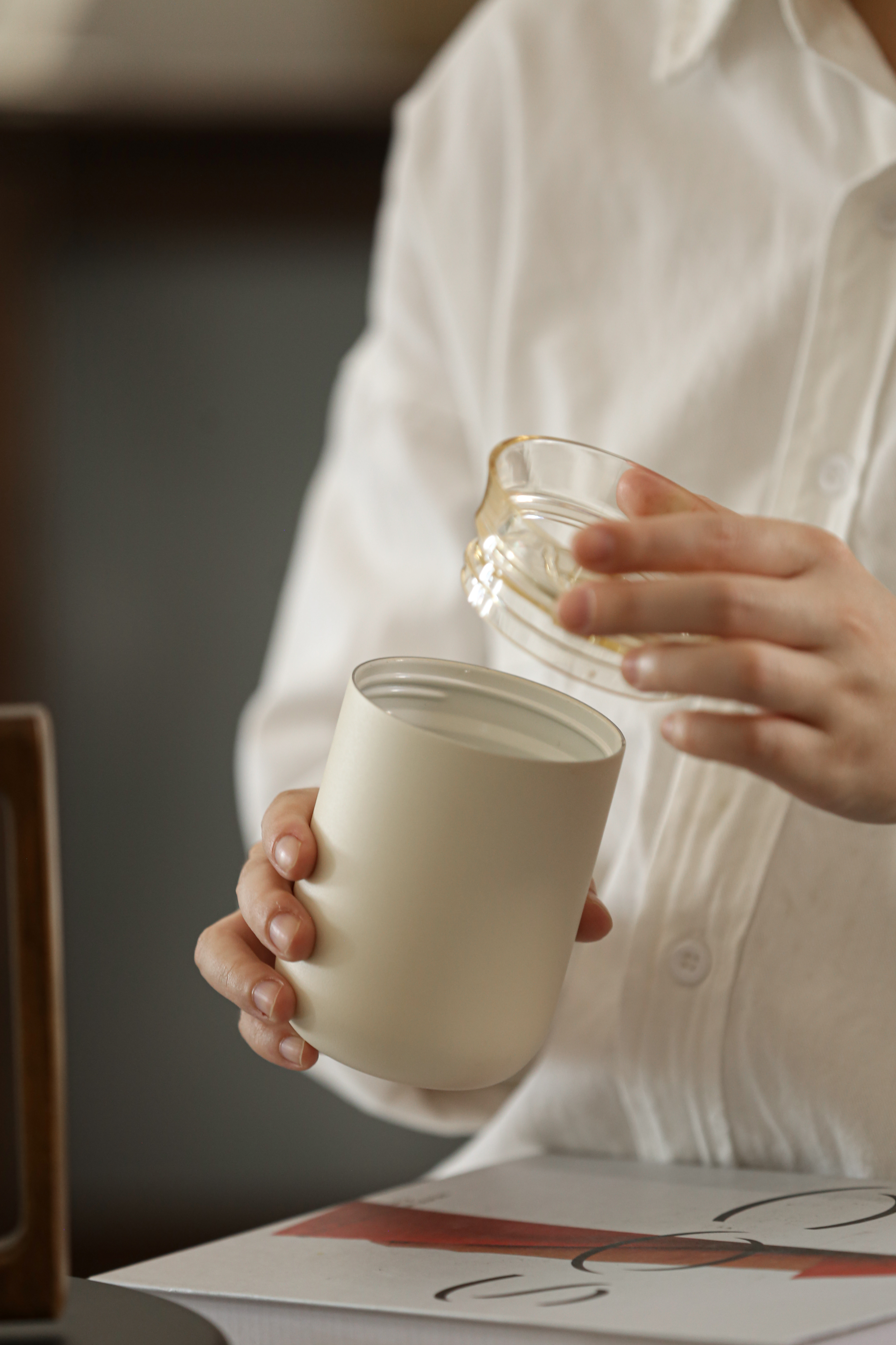 MOYA Color Pop Insulated Tumblers – 7 Vibrant Colors, Gold Rimmed