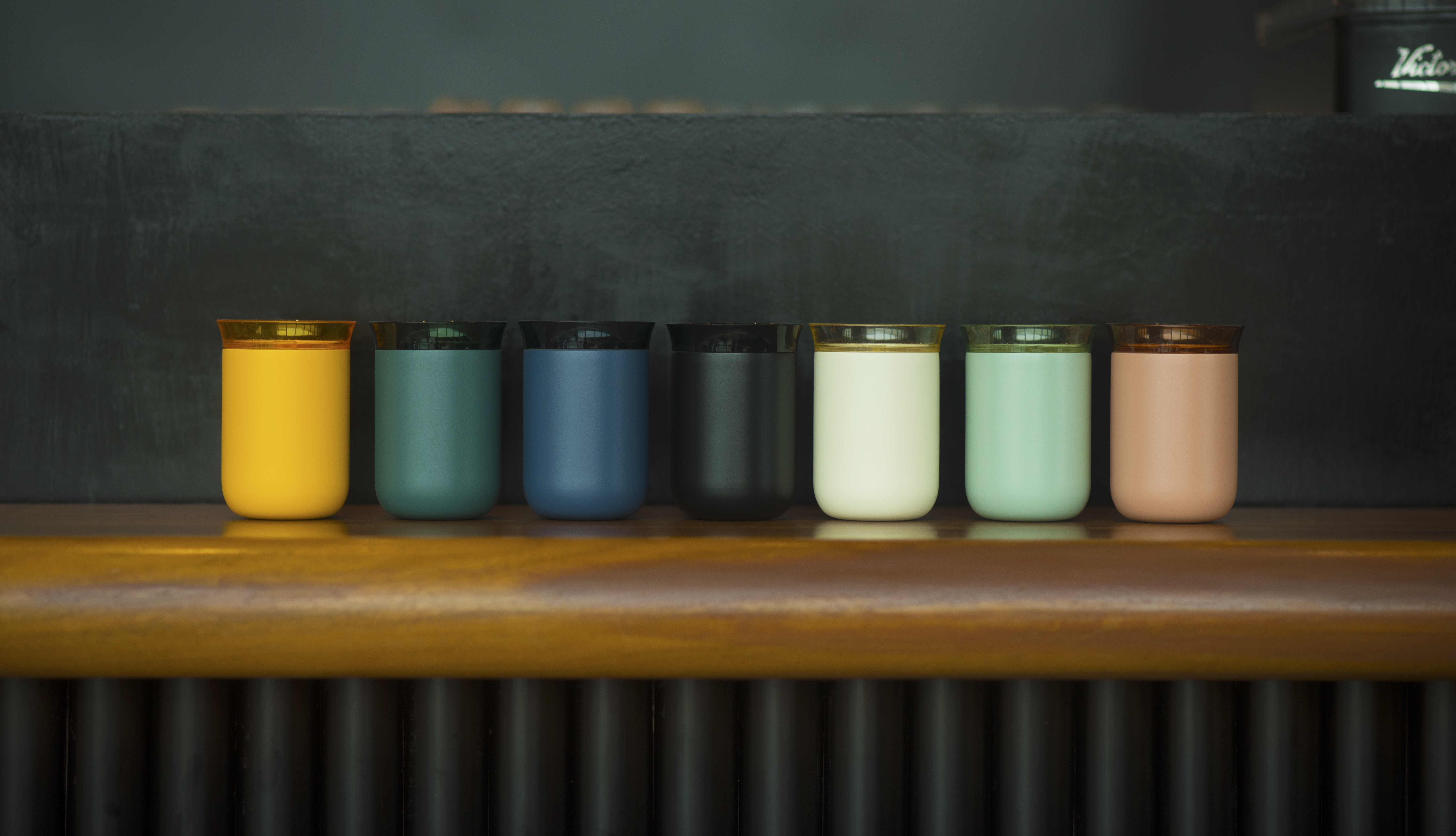 MOYA Color Pop Insulated Tumblers – 7 Vibrant Colors, Gold Rimmed