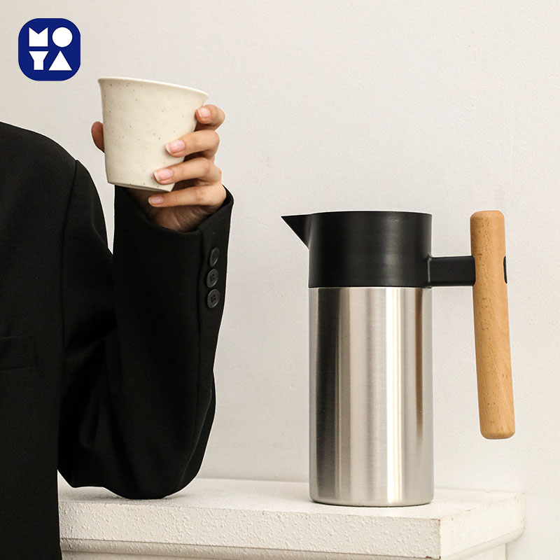 Portable Stainless Steel Vacuum Insulated Thermos Pot with Cylindrical Wooden Handle