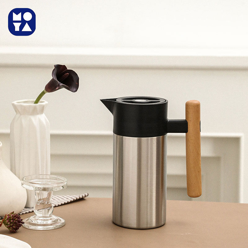 Portable Stainless Steel Vacuum Insulated Thermos Pot with Cylindrical Wooden Handle