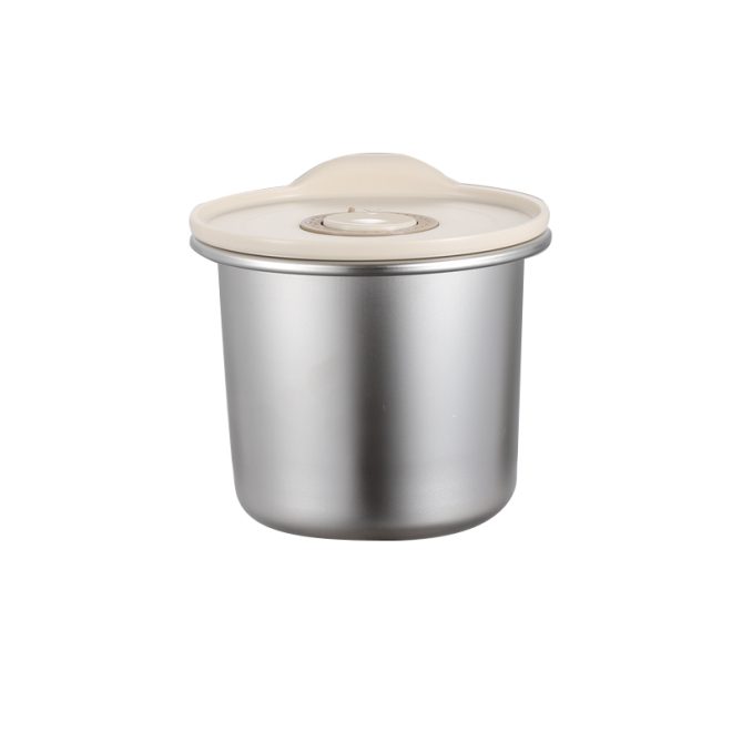 wholesale food storage with attached lids 550ml (2)