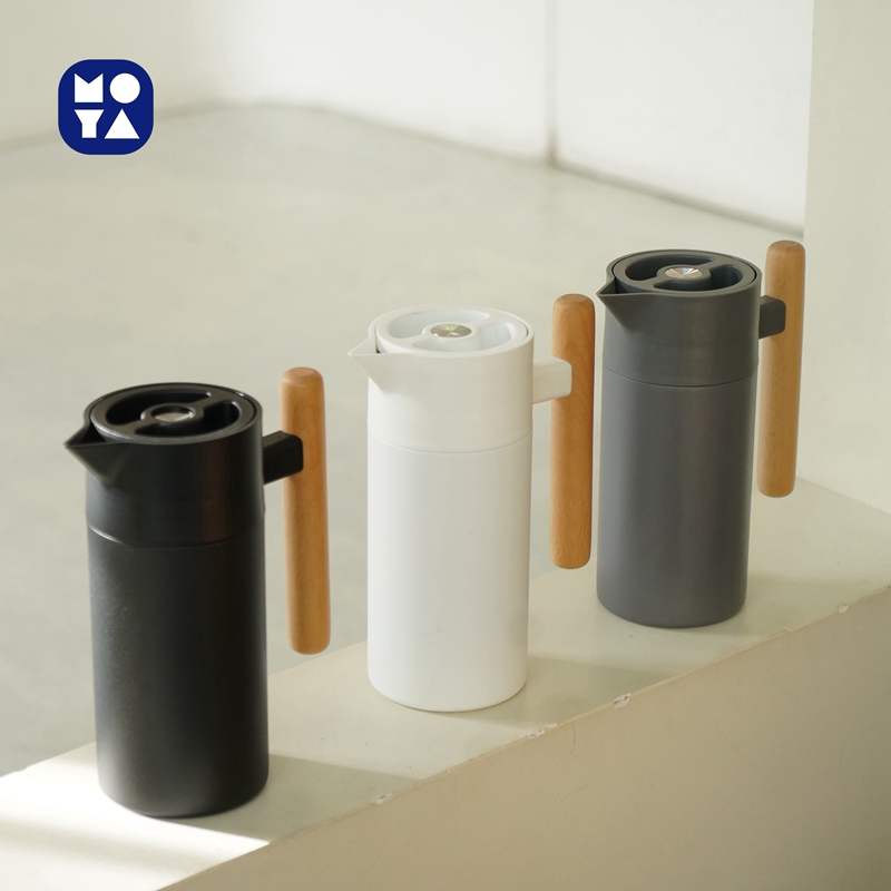 Portable Stainless Steel Vacuum Insulated Thermos Pot with Cylindrical Wooden Handle