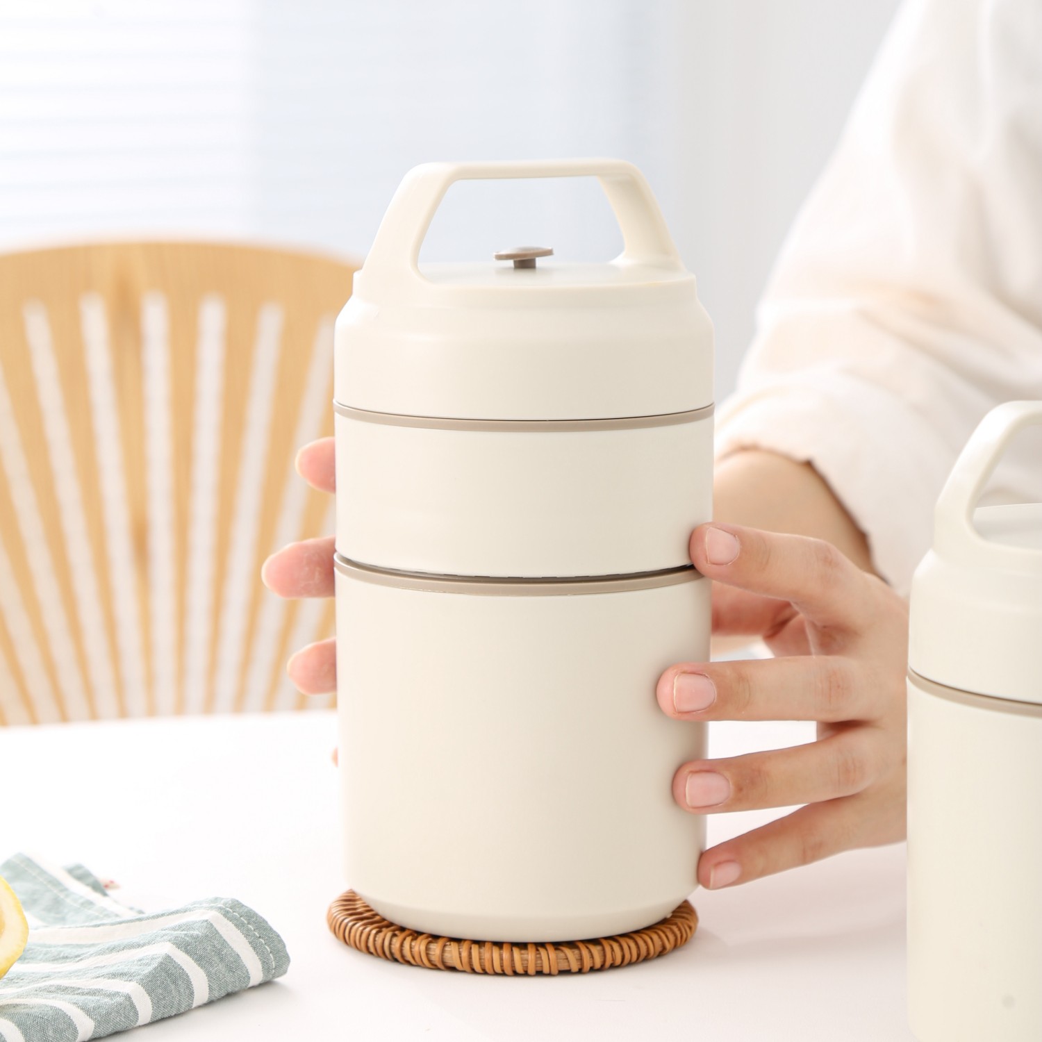 insulated stainless steel food jar detail (3)