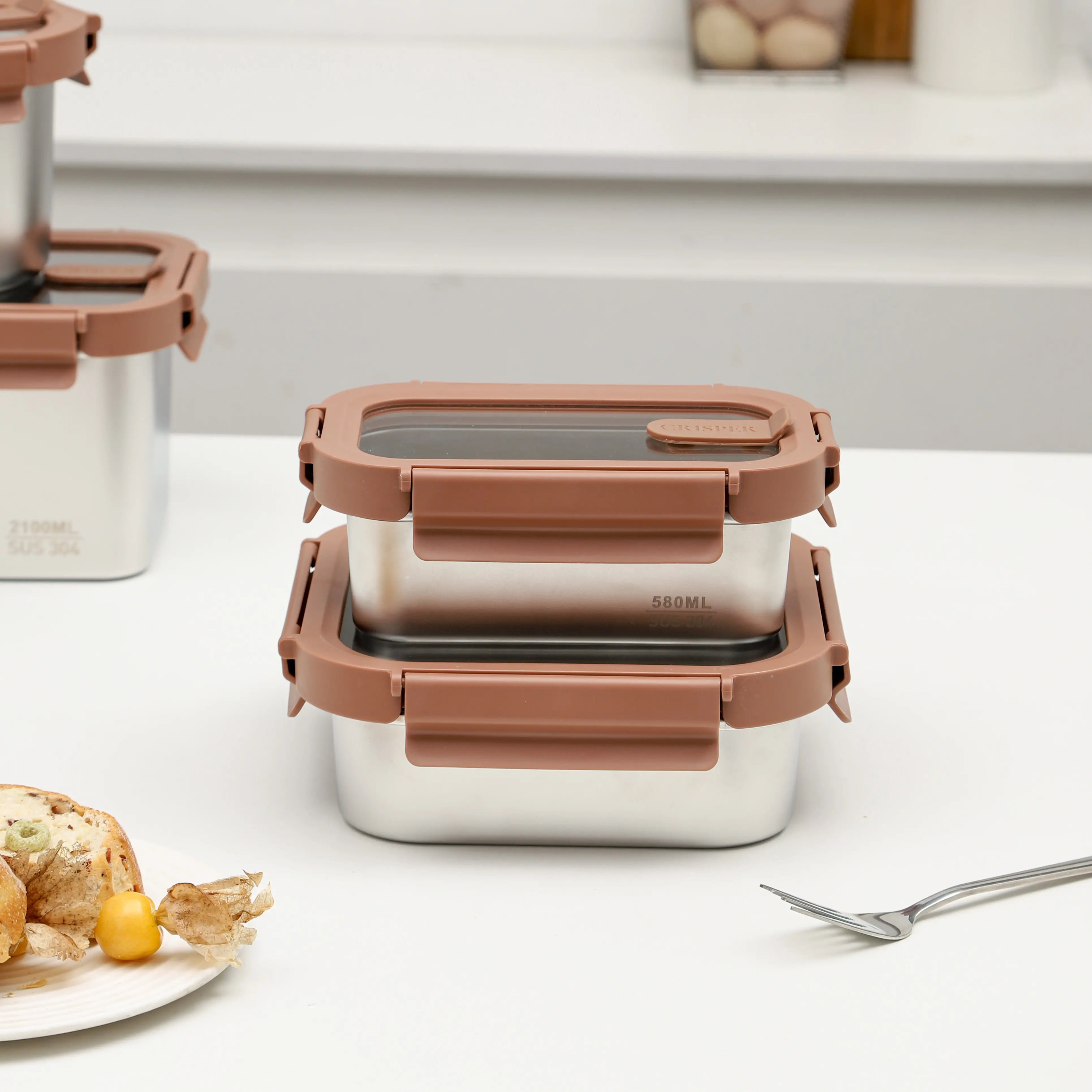 New glass-covered food storage container