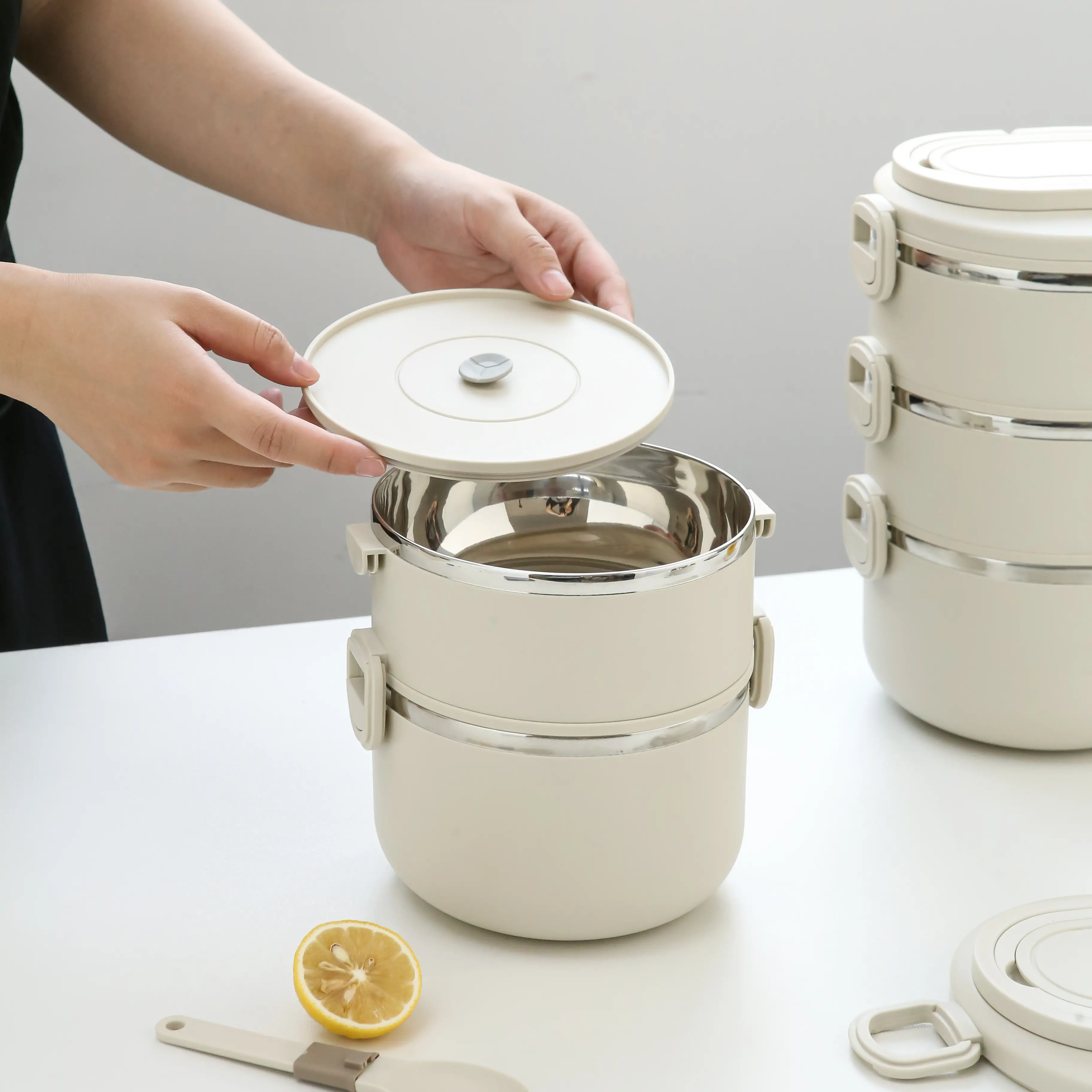 Stainless steel multi-layer lunch box