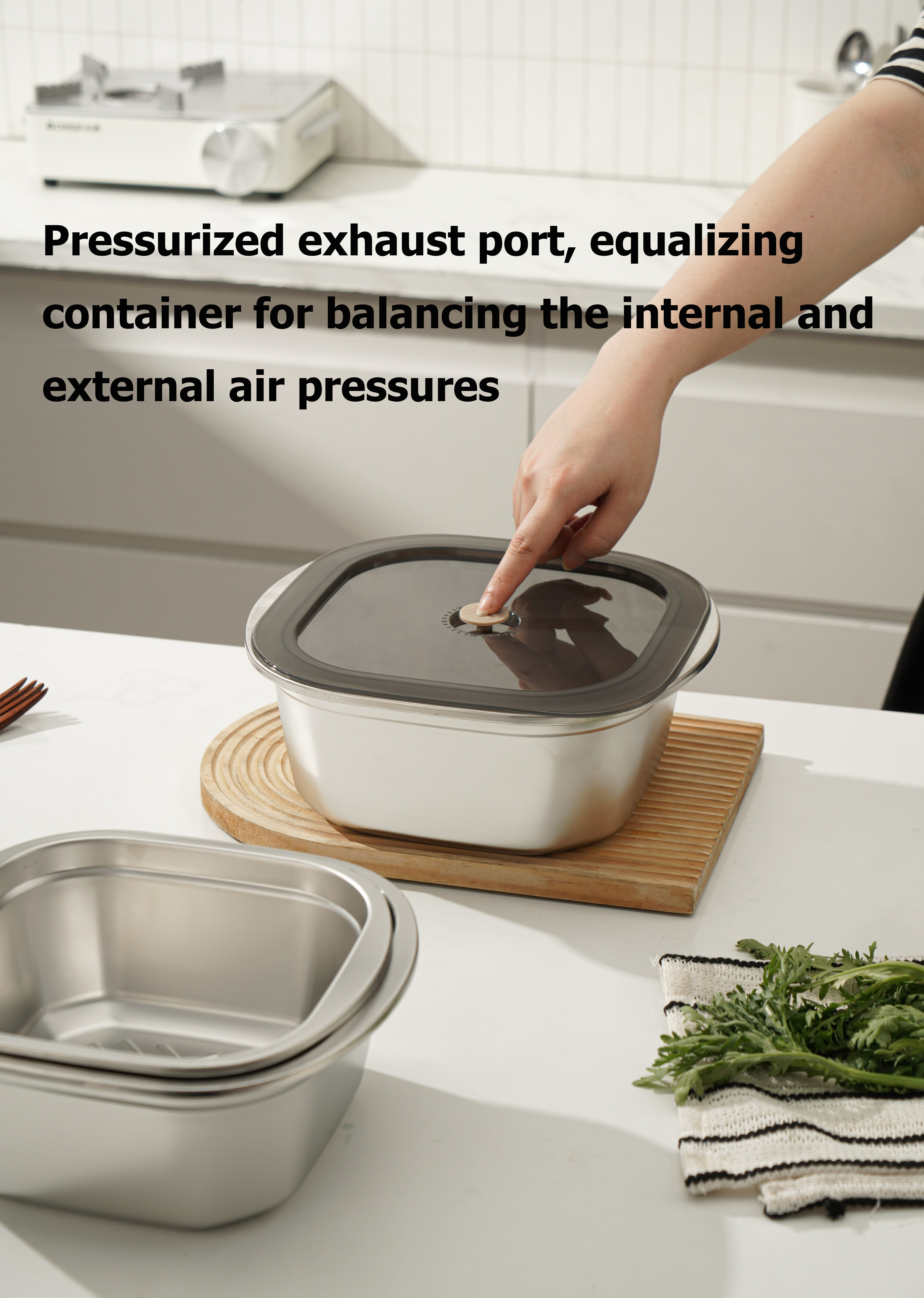 MOYA 304 Stainless Steel Nesting Colander Bowl Set with Clear Lids, Multi-Use Food Strainer for Kitchen Washing & Storage